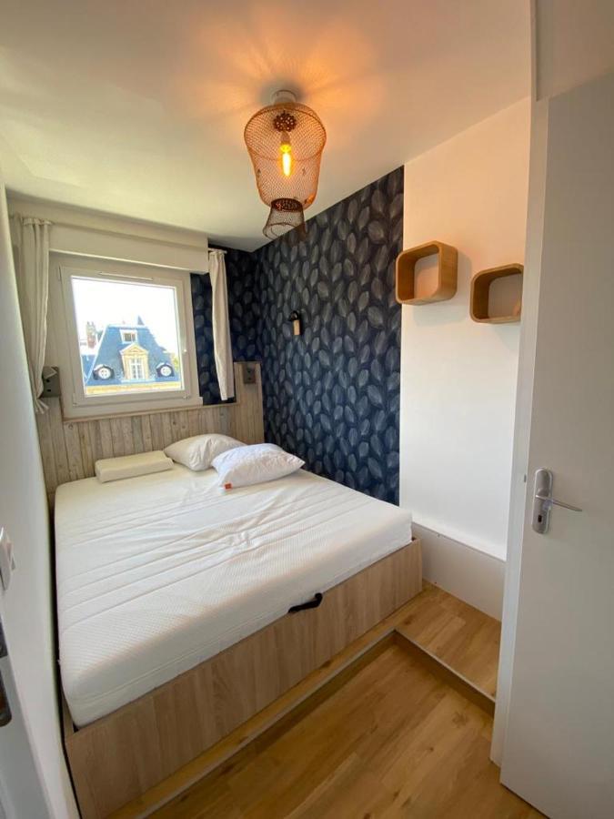 Les Pins Penches Lägenhet Villers-sur-Mer Exteriör bild