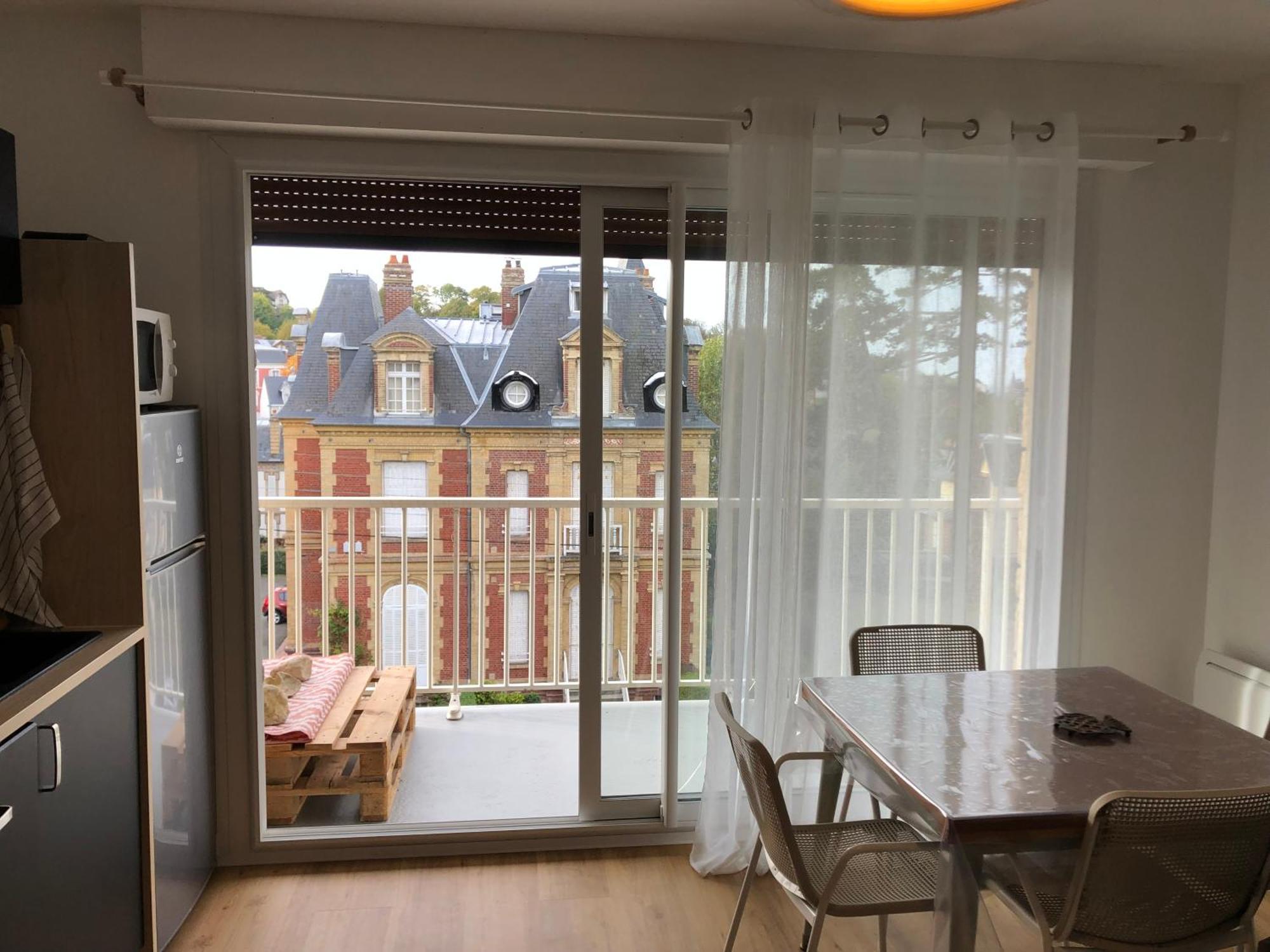 Les Pins Penches Lägenhet Villers-sur-Mer Exteriör bild